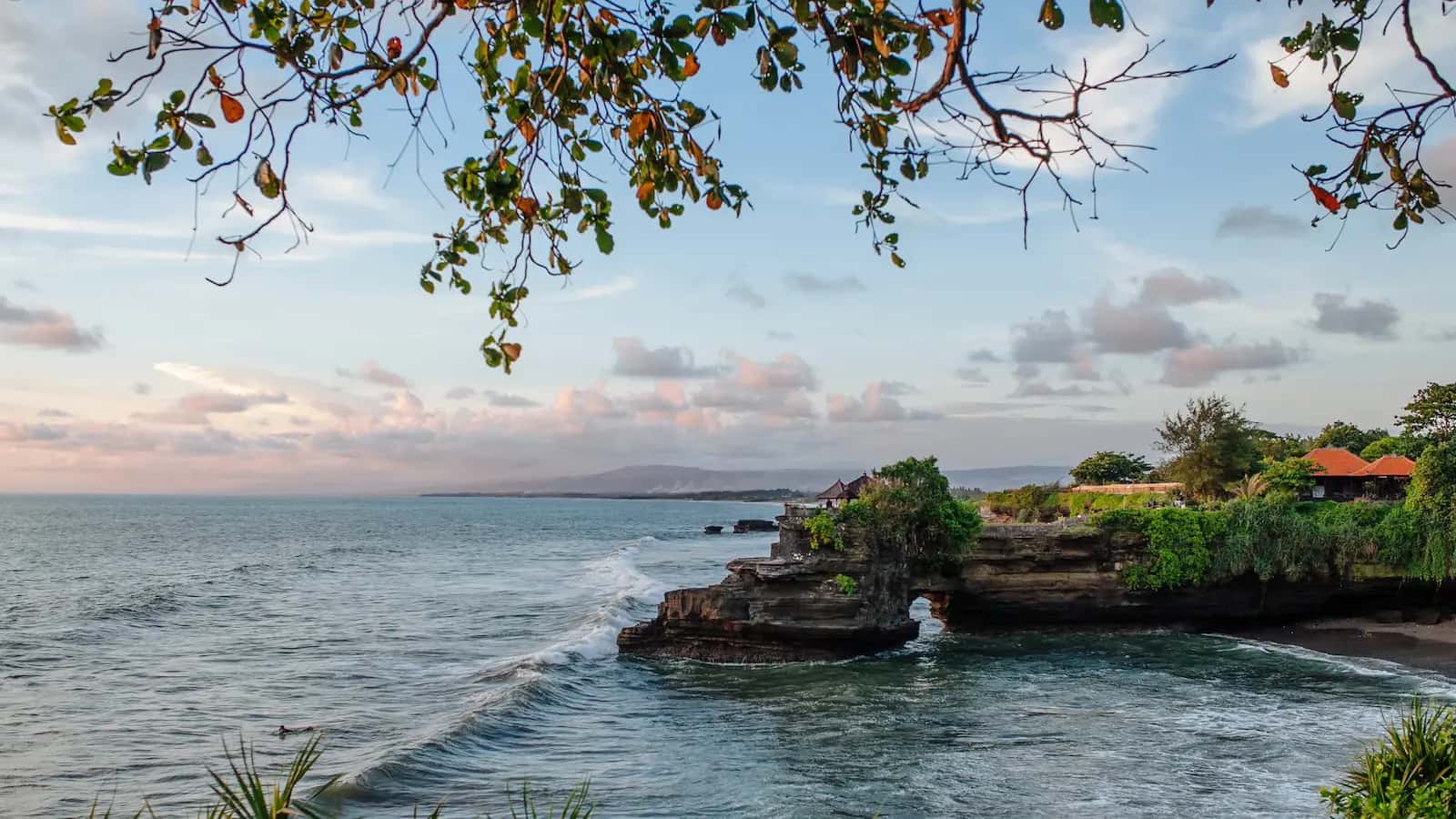 Batu Bolong